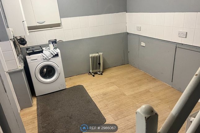 B Alexandra Road, Colchester photo 5