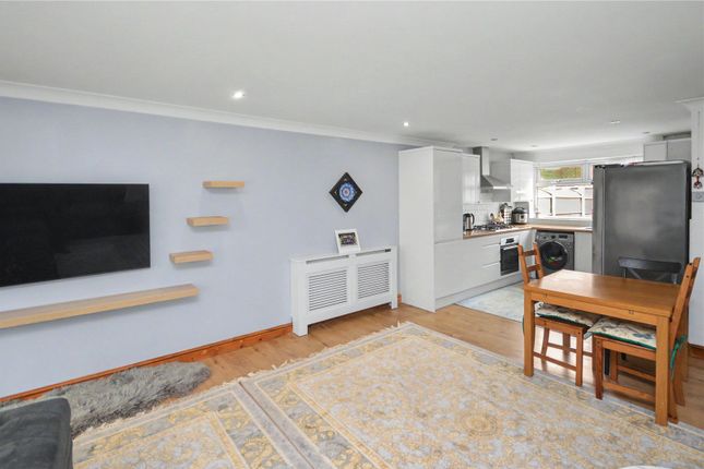 26, Disraeli Terrace, West Yorkshire photo 2