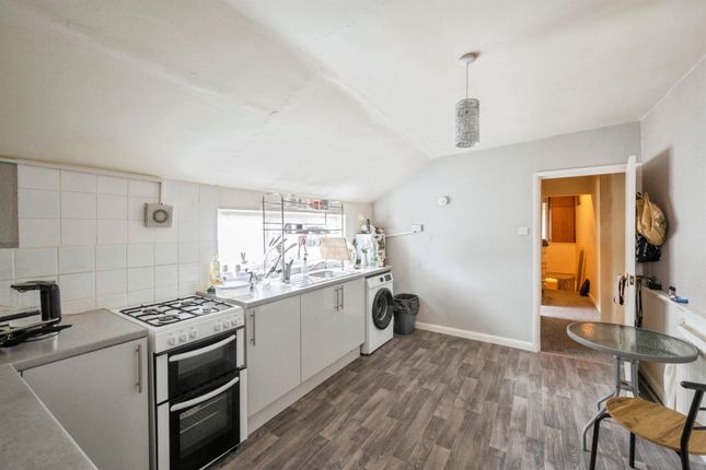 272, Frodingham Road, Scunthorpe photo 3