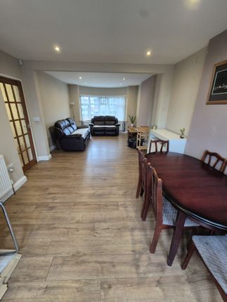 26, Humberstone Lane, Leicester photo 5