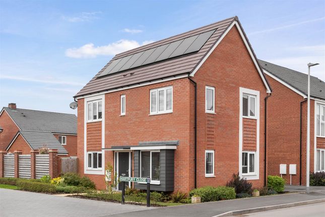 Thumbnail Detached house for sale in Hartpury Close, Broomhall, Worcester