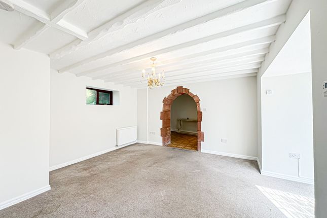 35 Village Road, Wirral photo 4