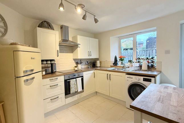 7, Silver Street, Westbury photo 3