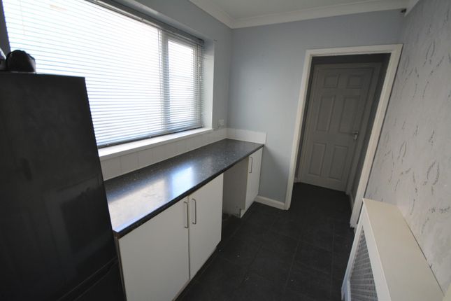 19, Tindale Crescent, Bishop Auckland photo 4