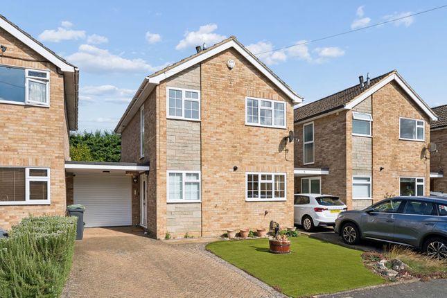 3-bed detached on 3, Burroughs Crescent, Bourne End, £610,000