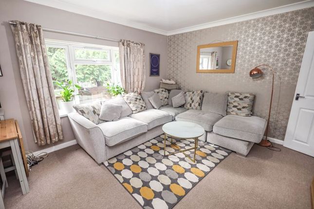 Flat for sale in Richmond Park Road, Bournemouth