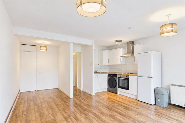 Flat 8 Ashlawn House, 13, Forfield Place, Leamington Spa photo 2