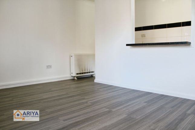70 Blackthorn Drive, Leicester photo 4