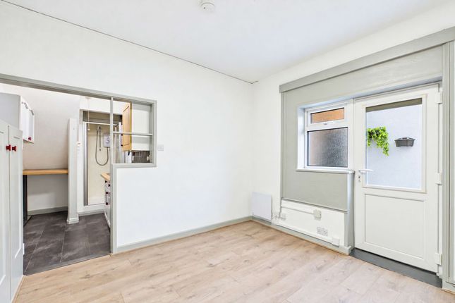 Flat 3, 260 Torquay Road, Paignton photo 4