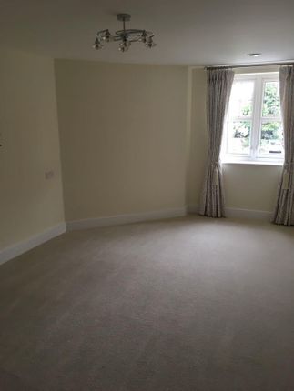 Flat for sale in Swift House, St. Lukes Road, Maidenhead