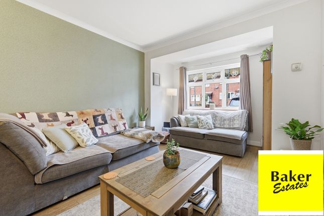 130, Burrow Road, Chigwell photo 3