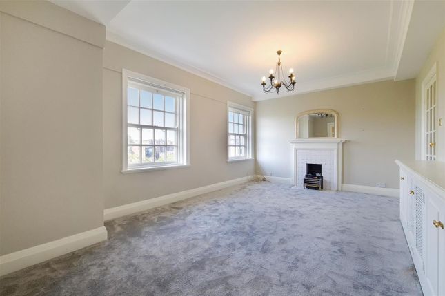 Flat for sale in Ovington Court, Brompton Road, London
