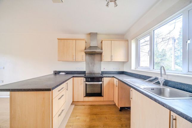 23, Durrans Court, Buckinghamshire photo 4