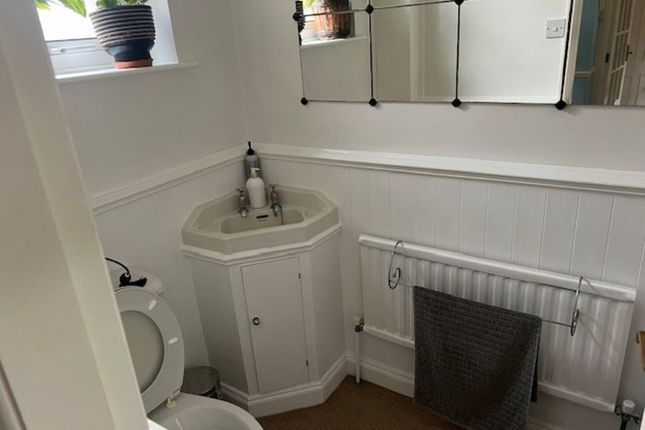 45, Ash Tree Road, LEICESTER photo 2