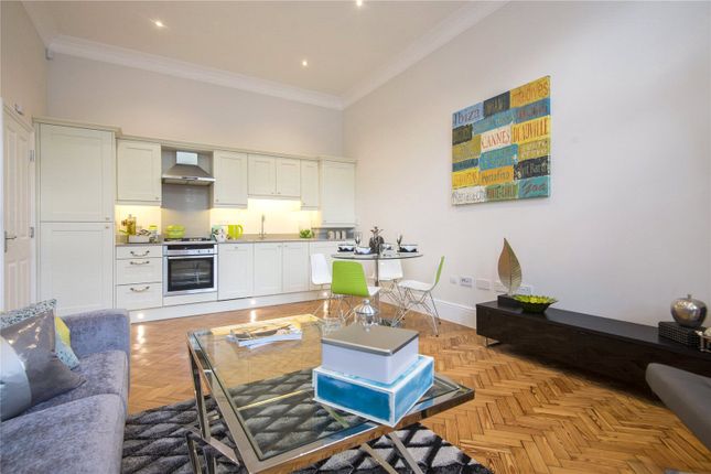 Kitchen/Living Area