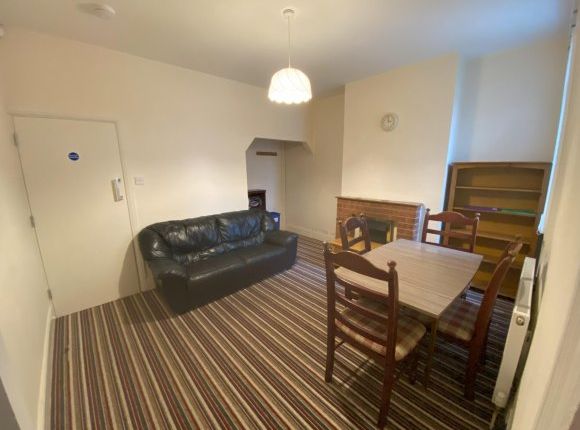 Thumbnail Shared accommodation to rent in Welland Road, Coventry, West Midlands