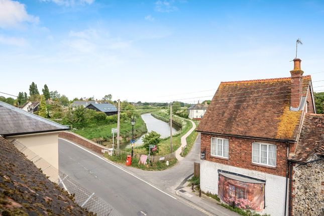 2 Adur Villas, High Street, Steyning photo 2