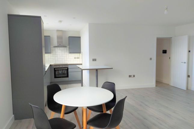 Thumbnail Flat to rent in Silver Street, Hull