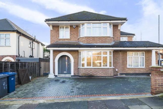 Thumbnail Detached house for sale in Edgware, Middlesex