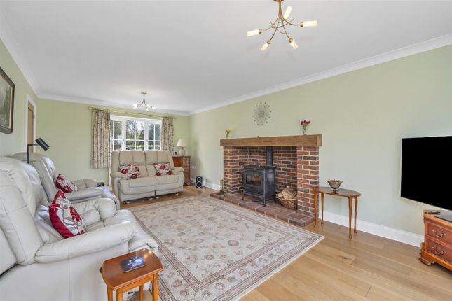 Brandon House, 3 Tudor Court, Westhorpe photo 3