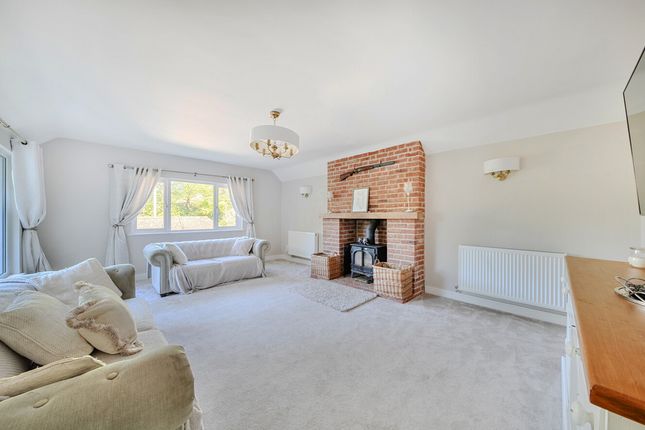 Little Cottage, Hampers Lane, Storrington photo 2