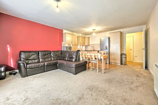 Thumbnail Flat to rent in Lido House, Northfield Avenue, London