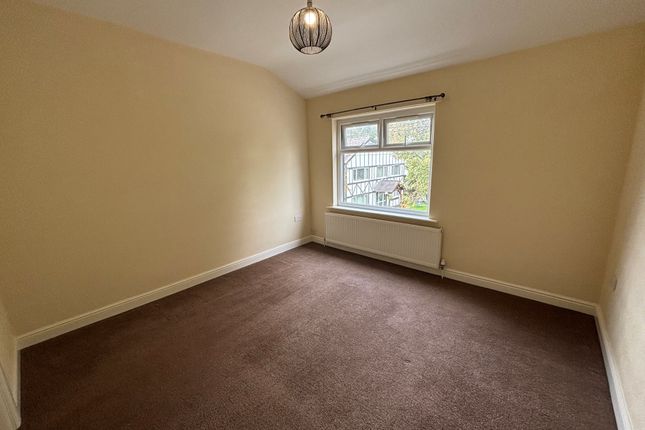 13, Stockport photo 5