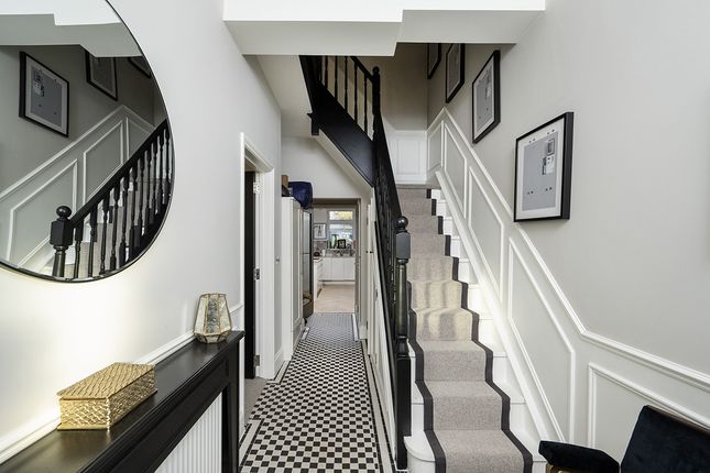 52 Birkbeck Road, Mill Hill, London photo 3