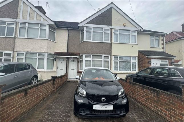 Thumbnail Terraced house for sale in Granville Avenue, Feltham, Middlesex