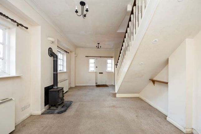 Hall House, High Street, Uckfield photo 2