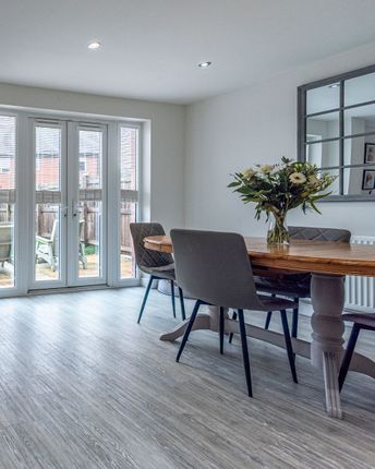 6 Devana Gardens, Chester photo 4
