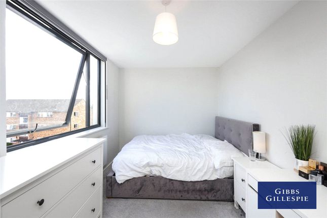 Flat 39 Luna Apartments, 272, Field End Road, Ruislip photo 4