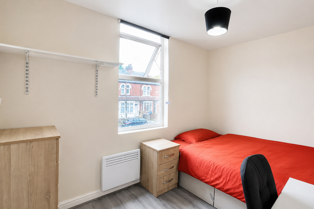 1-bed house on 15, Teignmouth Road, Birmingham, £43/mo