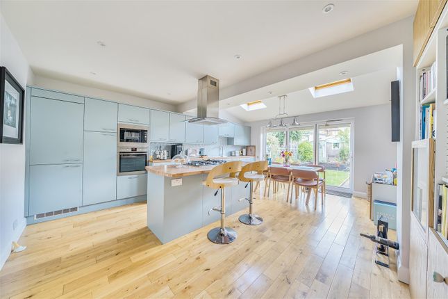 39, Ashburton Road, Ruislip photo 2