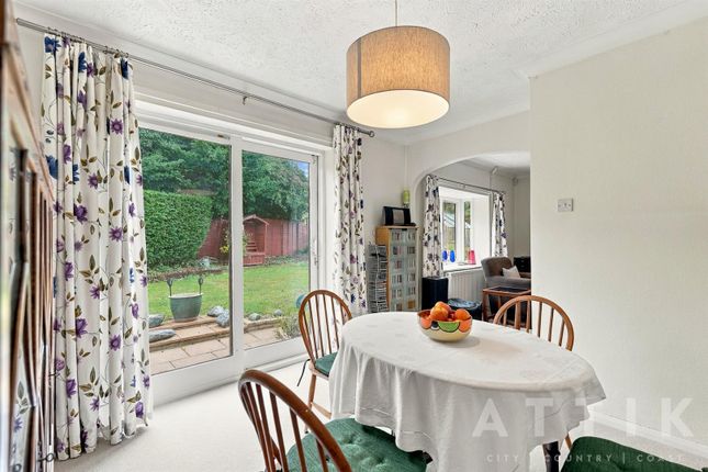 Dukes Drive, Halesworth photo 4