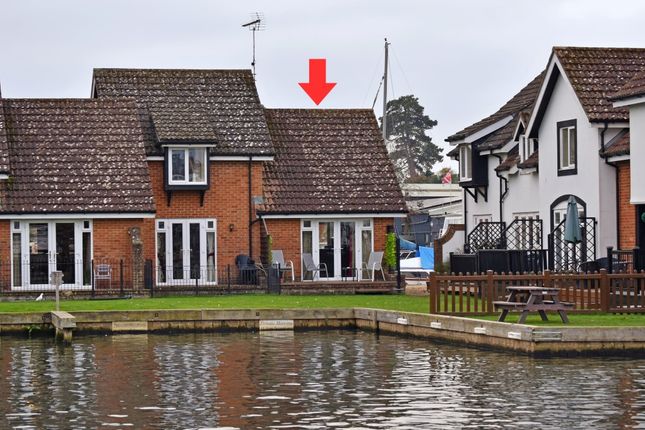 1-bed house on 21, Staitheway Road, Wroxham, £200,000