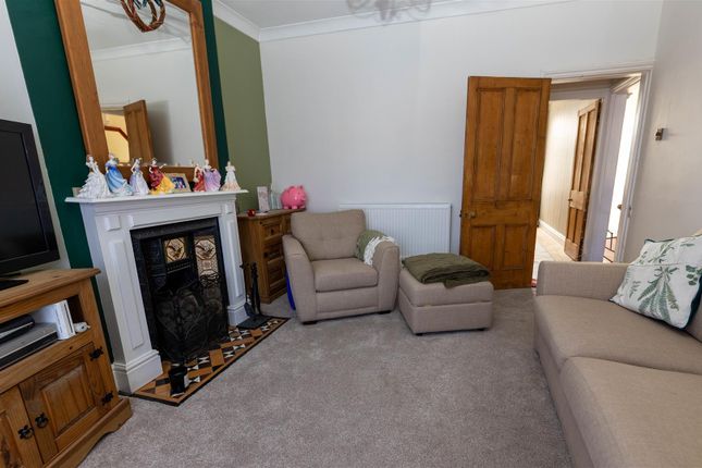 168, Astwood Road, Worcester photo 3