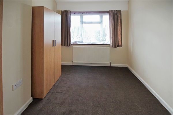 24, Moorhouse Road, Harrow photo 4
