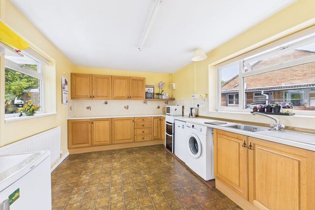 39, Dozule Close, Stonehouse photo 2