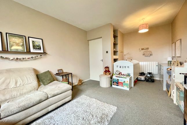 26, Black Rocks Avenue, Matlock photo 4