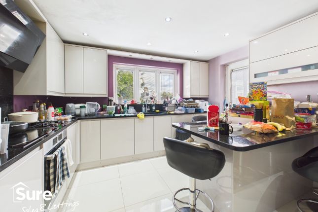 101, Halsey Drive, Hemel Hempstead photo 2