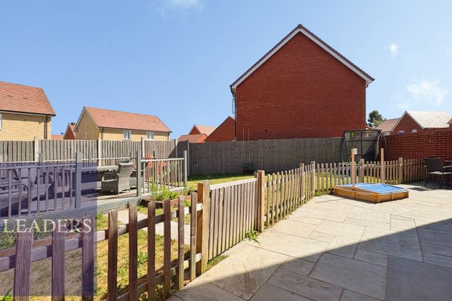 24, Reynolds Drive, Essex photo 3