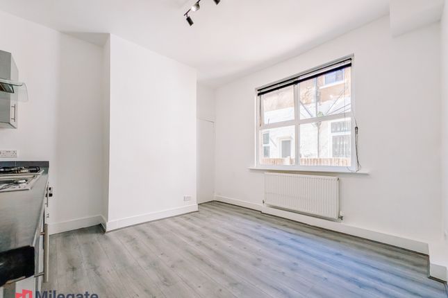Flat 2 78, Whitegate Road, Southend-On-Sea photo 3