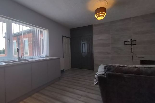 Flat to rent in Melrose Terrace, Bedlington