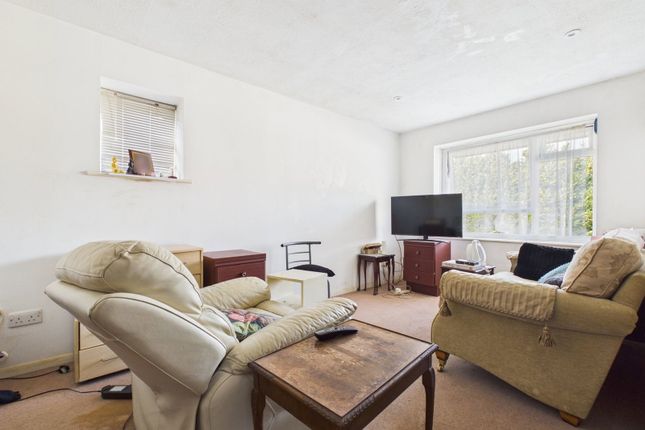 Ryecroft Court, 24,Flat 11, Penhill Road, Lancing photo 3