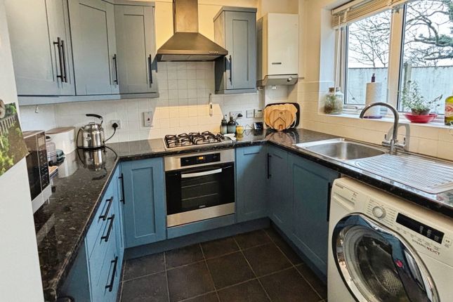 4, Stonelea Close, Branston photo 2