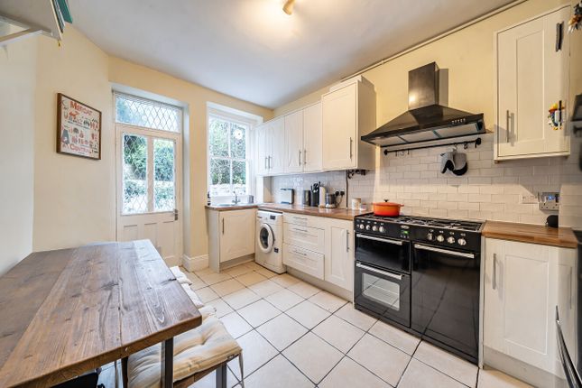Flat, 25, Mark Mansions, Westville Road photo 3