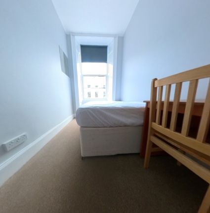 Flat to rent in Clerk Street, Newington, Edinburgh