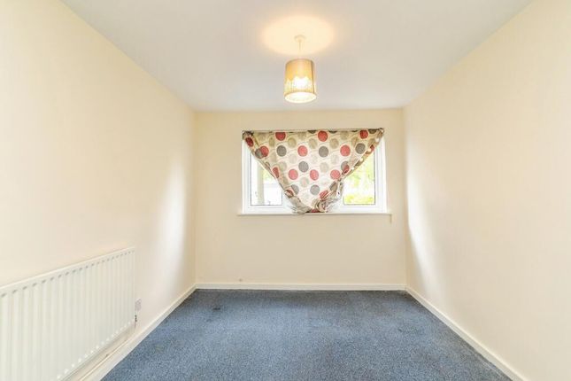 127, Redbridge, Milton Keynes photo 3