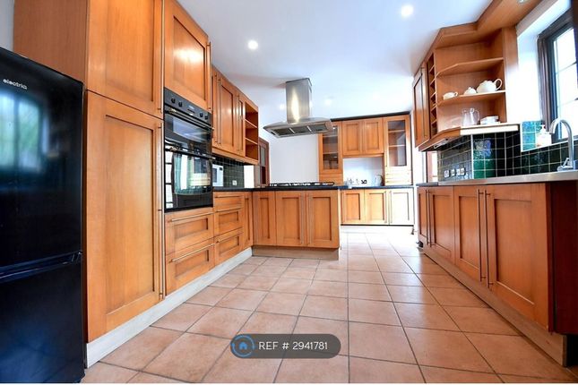 Barforth Road, London photo 3